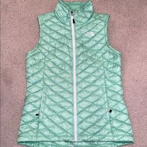 North face vest